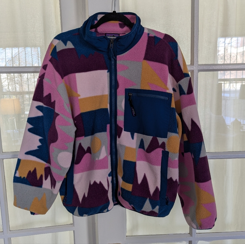 Patagonia Synchilla Full-Zip Fleece Jacket – Geometric Mountain Print – Large
